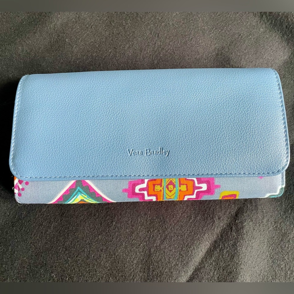 Vera Bradley Audrey Sky Blue Wallet with Vibrant Pattern